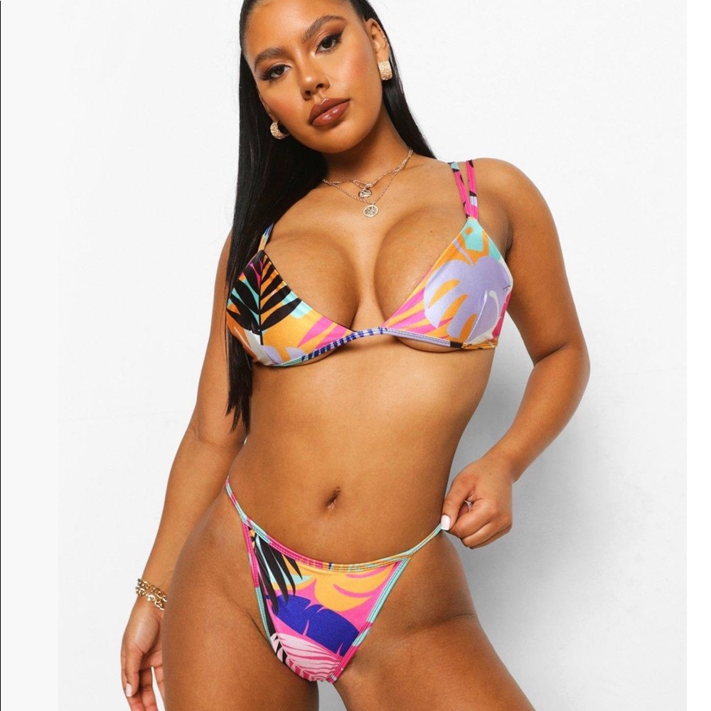 Boohoo Bright Triangle Bikini Top